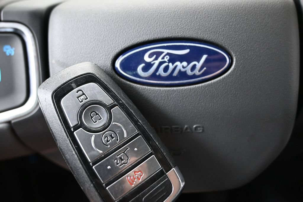 Used 2025 Ford Expedition Max Active AWD/4WD image 37