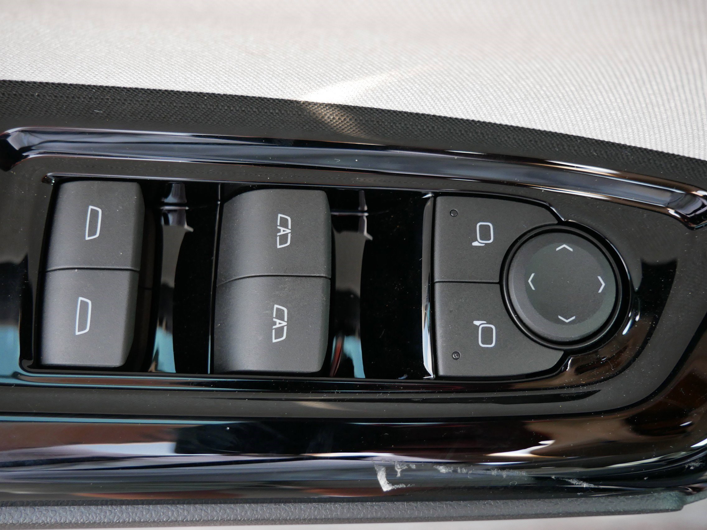 New 2026 Honda Prologue EX image 15