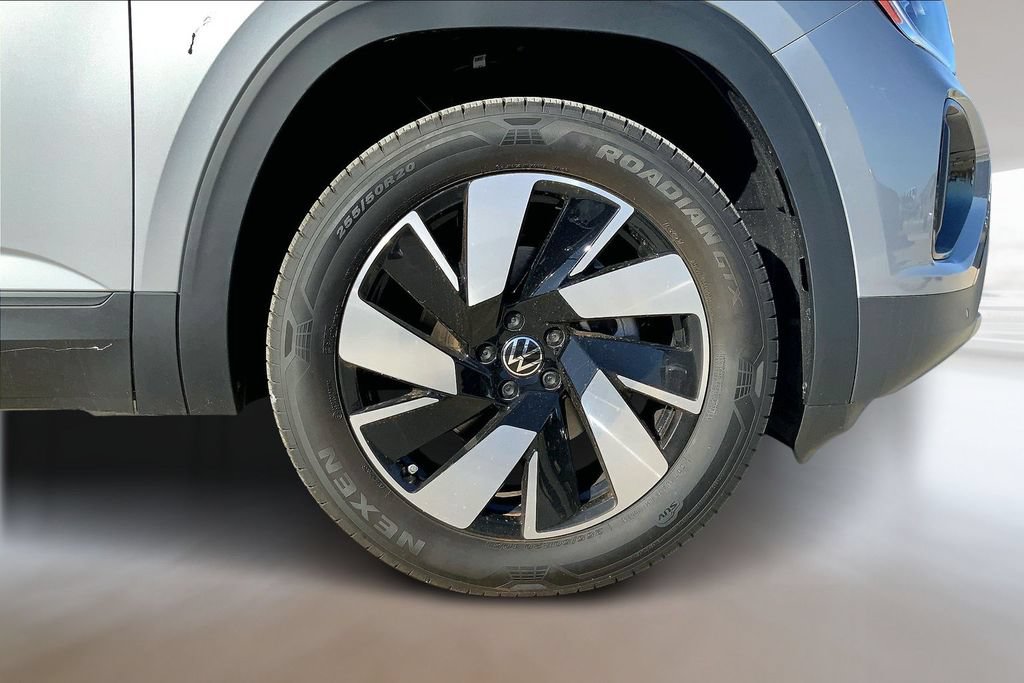New 2026 Volkswagen Atlas Cross Sport SE AWD/4WD image 12