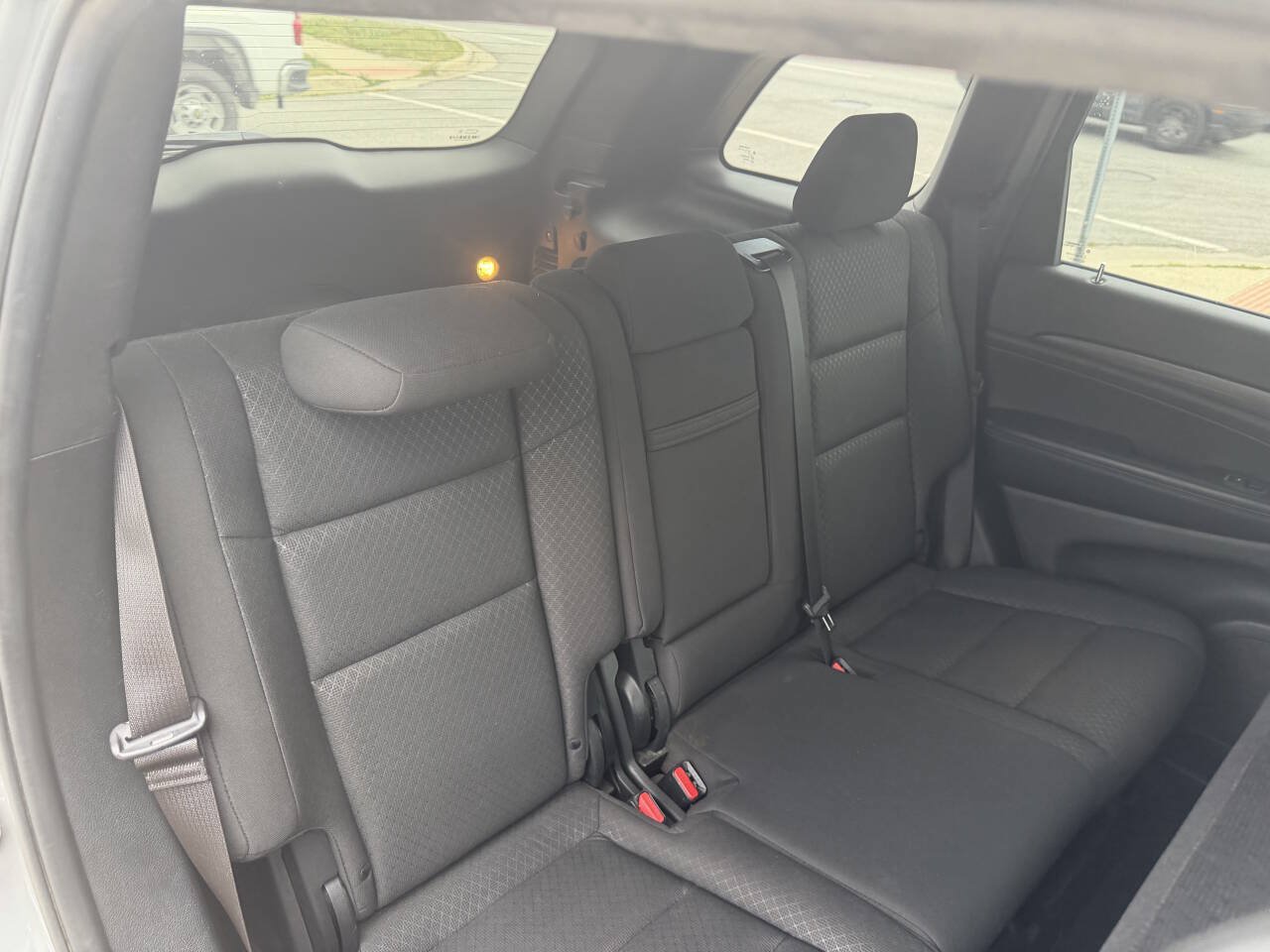 Used 2019 Jeep Grand Cherokee Laredo AWD/4WD image 18