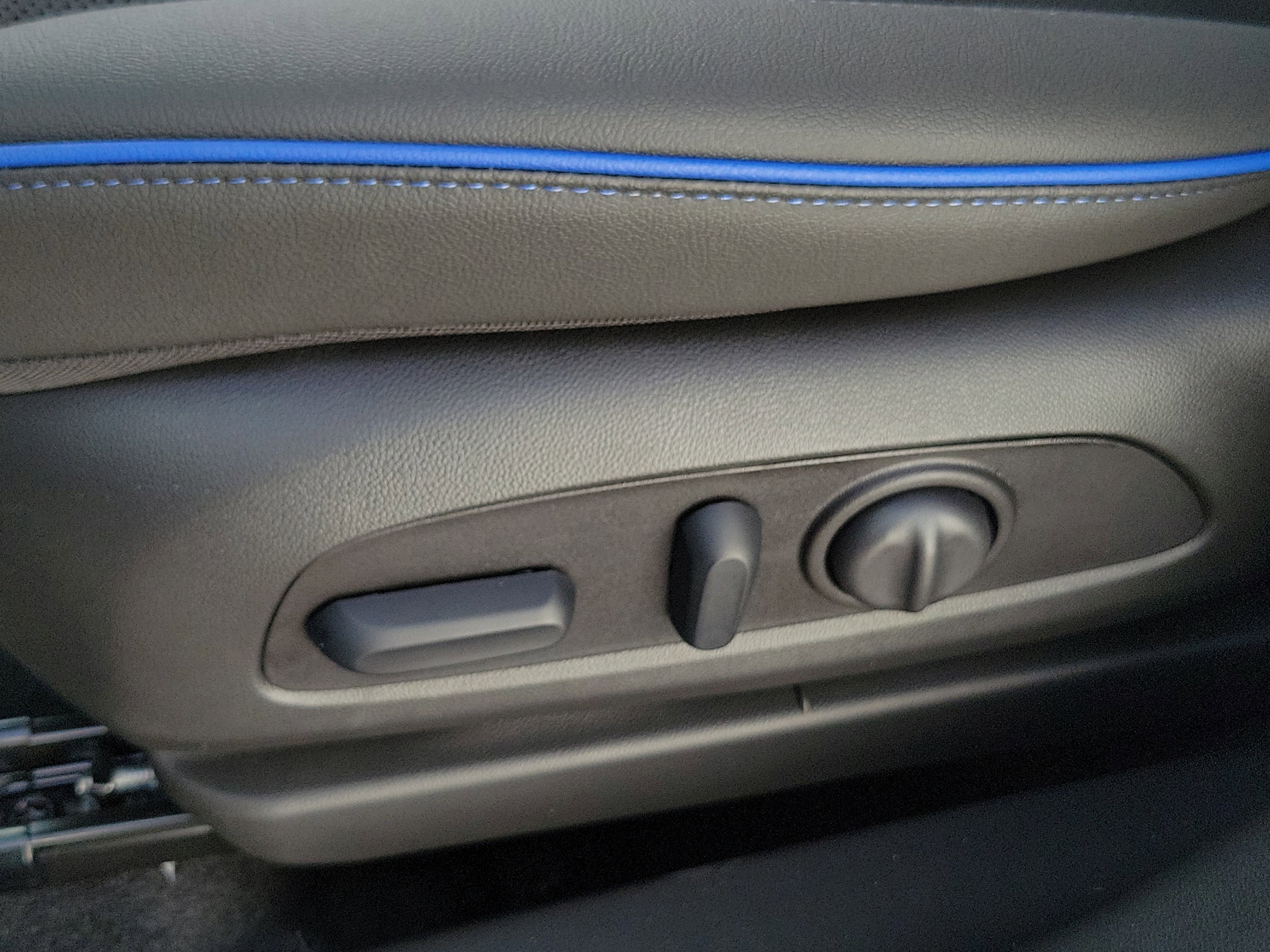 New 2026 Buick Encore GX Sport Touring image 23