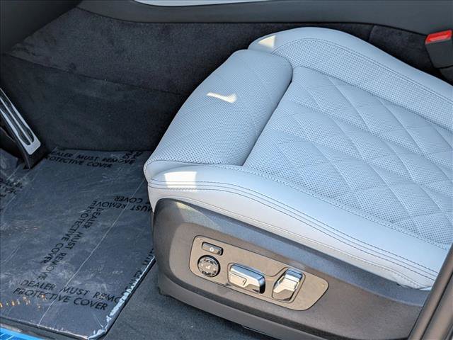 New 2026 BMW X5 xDrive40i w/ M Sport Package AWD/4WD image 4
