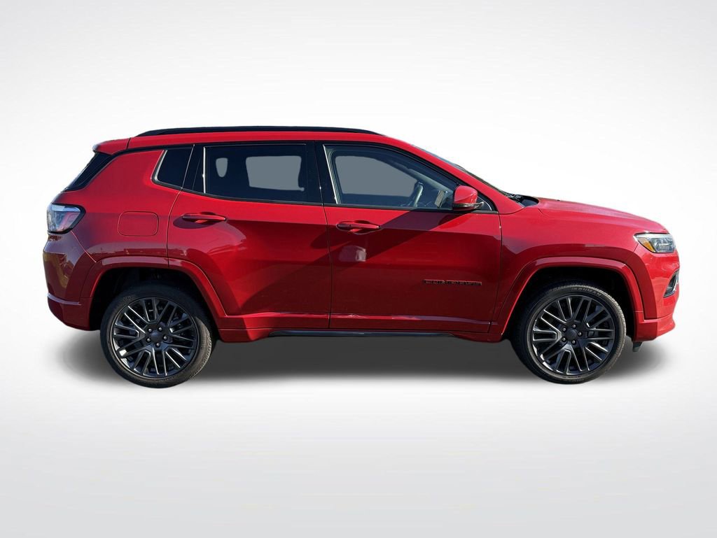 Used 2023 Jeep Compass Limited image 8