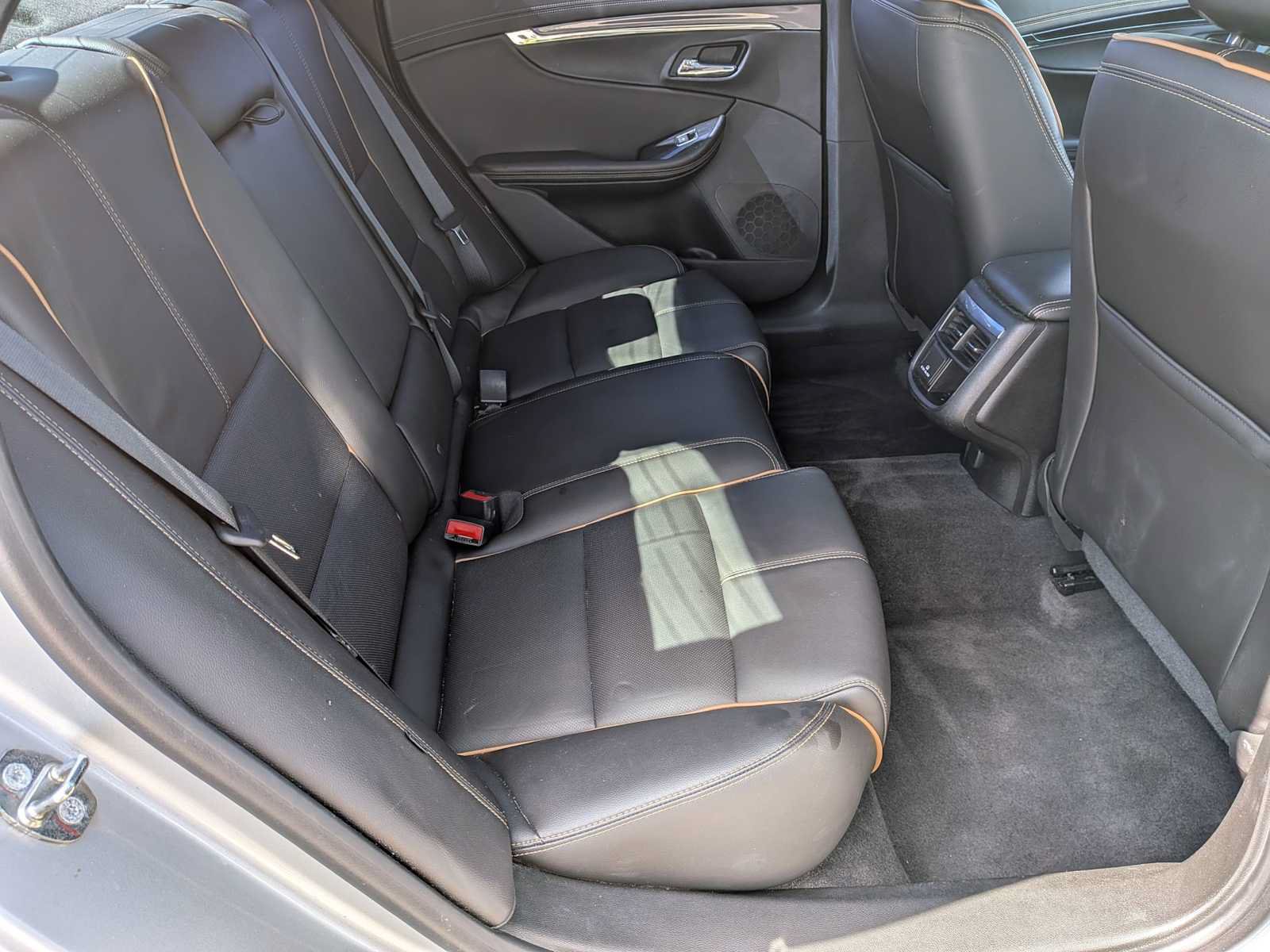 Used 2016 Chevrolet Impala LTZ w/ Enhanced Convenience Package FWD image 25