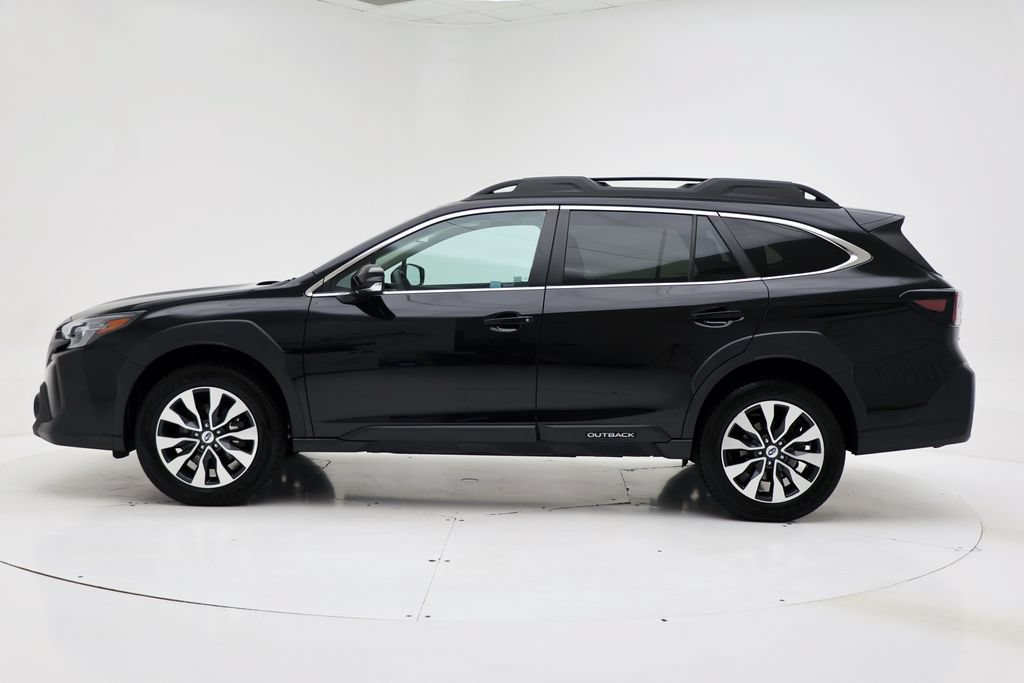 Used 2023 Subaru Outback Limited XT AWD/4WD image 5