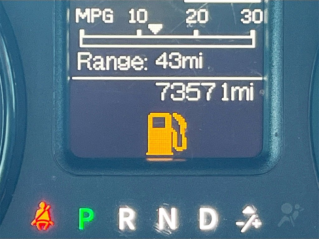 Used 2021 RAM 1500 Tradesman w/ Chrome Appearance Group image 12