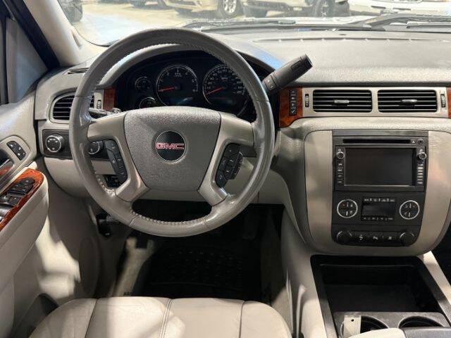 Used 2010 GMC Sierra 1500 SLT AWD/4WD image 19