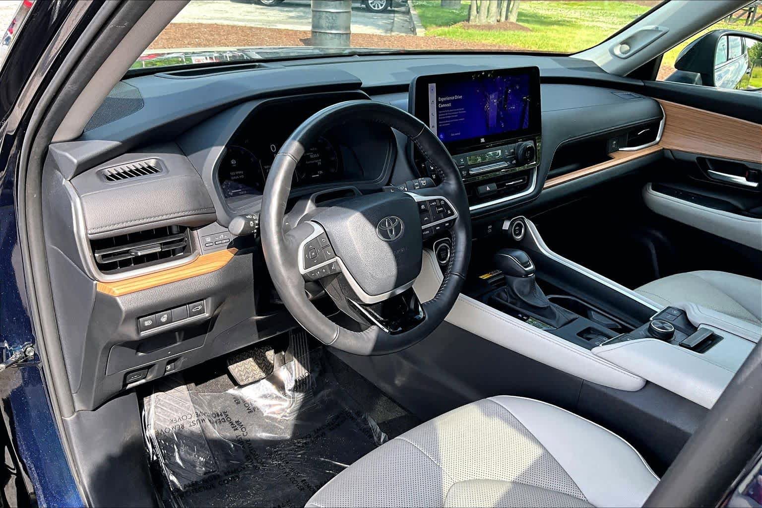 Used 2024 Toyota Grand Highlander AWD image 18