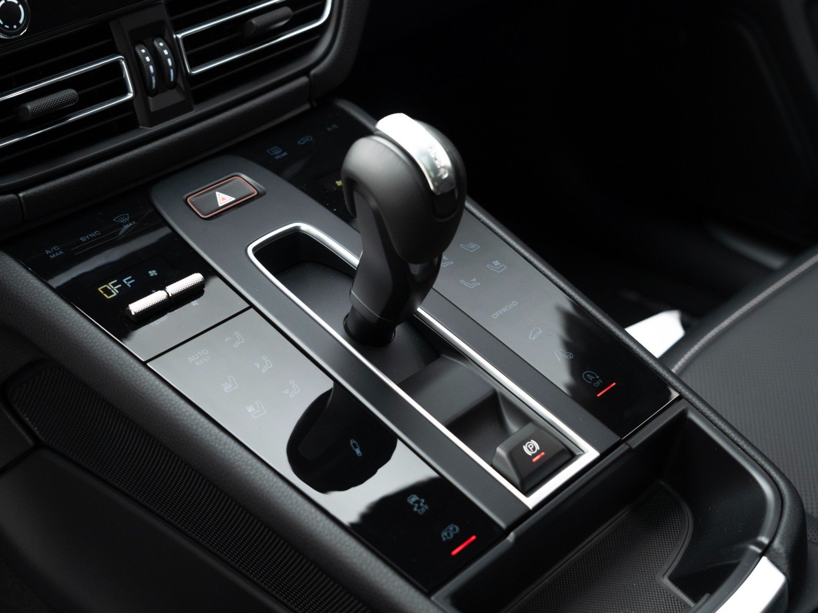 New 2026 Porsche Macan S AWD/4WD image 27
