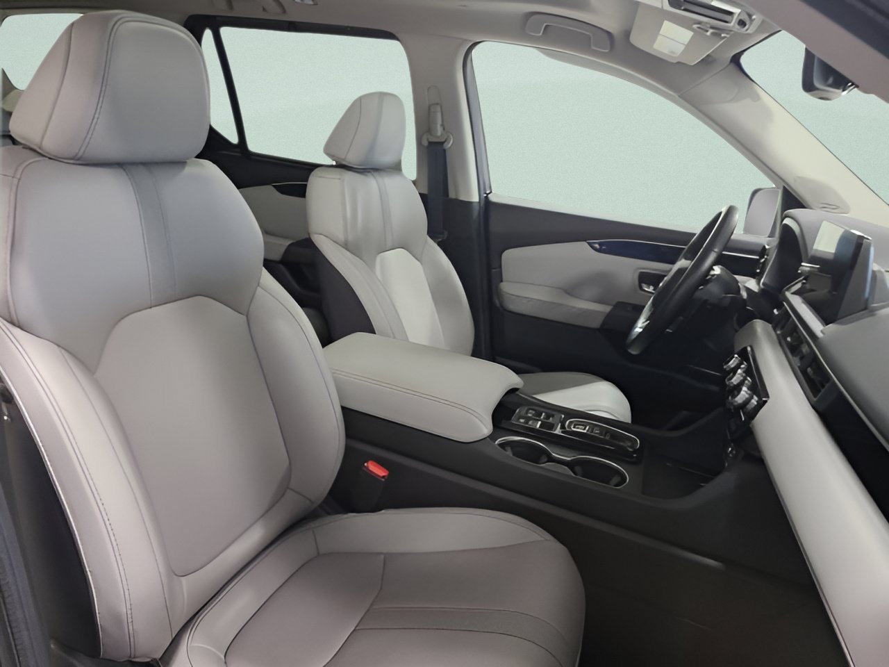 Used 2024 Honda Pilot Touring image 15
