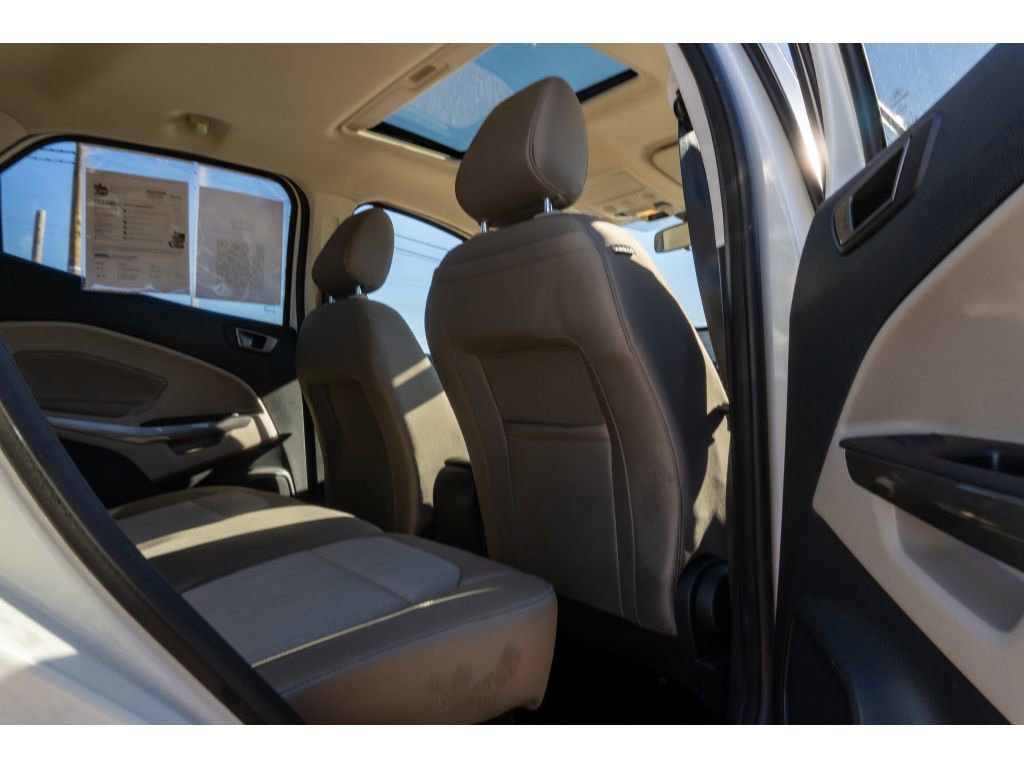 Used 2021 Ford EcoSport SE w/ SE Convenience Package image 14