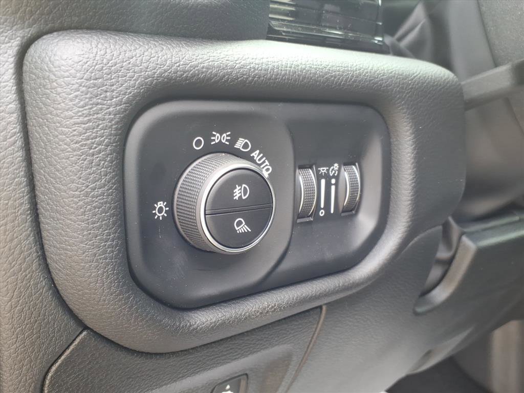 New 2025 RAM 1500 Laramie w/ Night Edition image 4