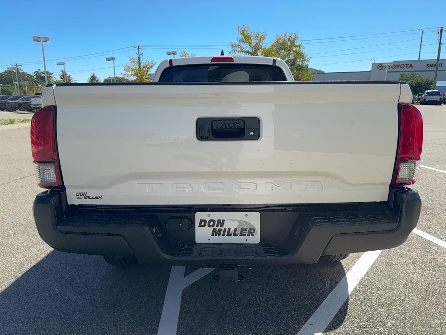 Used 2022 Toyota Tacoma 2WD Access Cab image 6