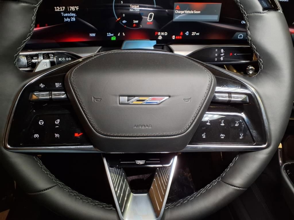 New 2026 Cadillac Lyriq V w/ Exterior Carbon Fiber Package AWD/4WD image 20