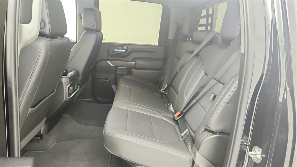 Used 2021 GMC Sierra 3500 SLT w/ SLT Convenience Package image 20