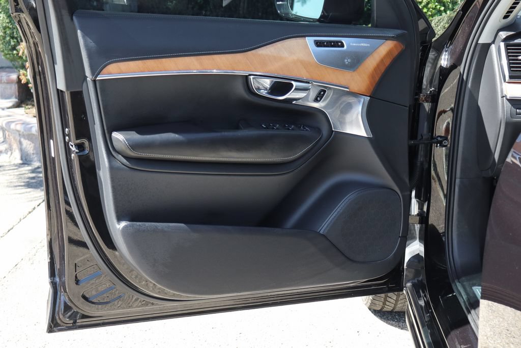 Used 2018 Volvo XC90 T6 Inscription w/ Convenience Package AWD/4WD image 17