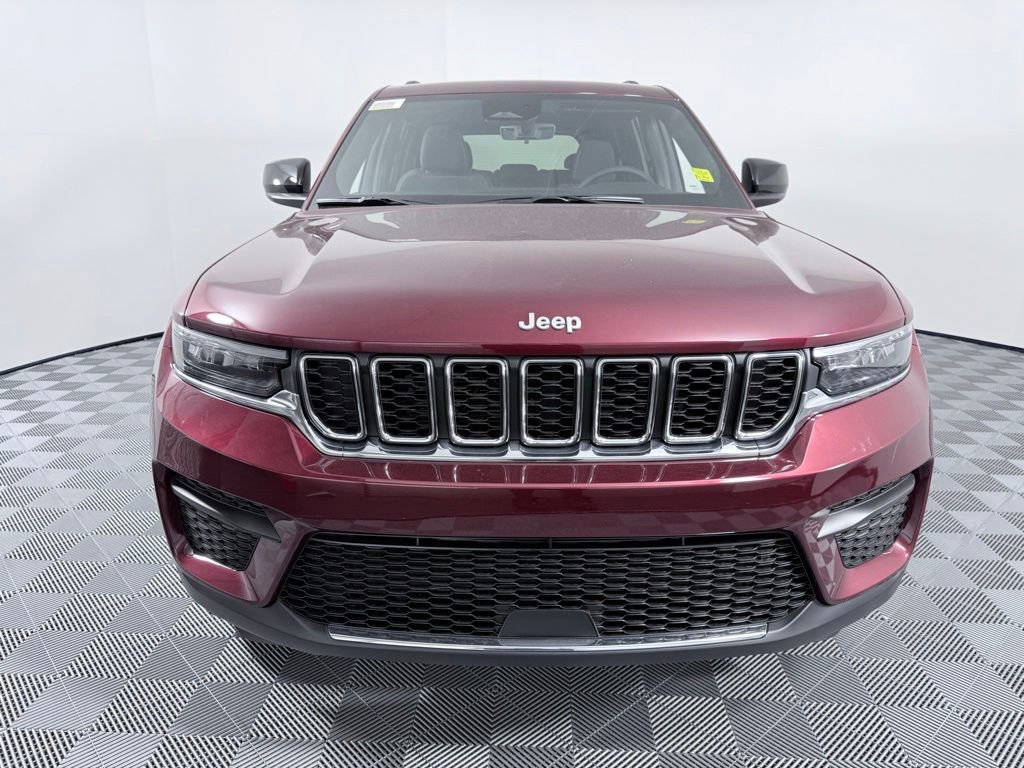 New 2025 Jeep Grand Cherokee Laredo X image 3