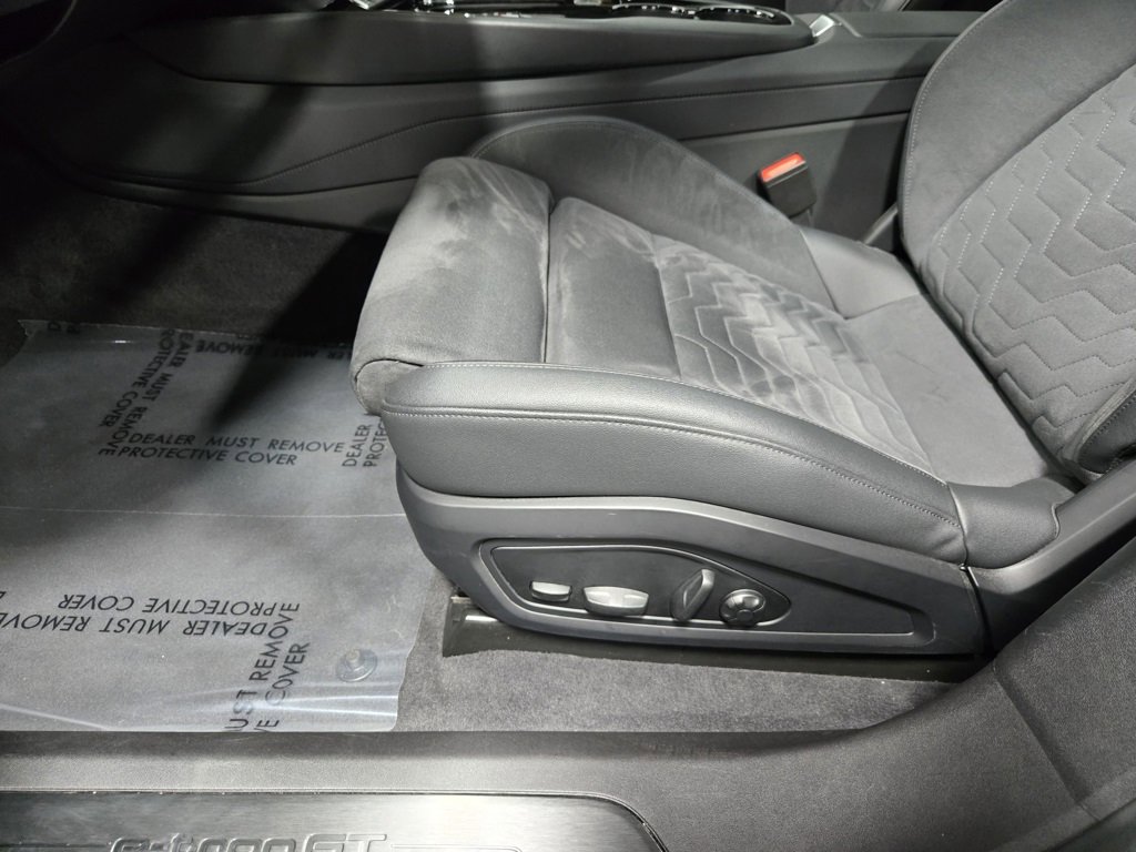 Used 2022 Audi e-tron GT Premium Plus image 11