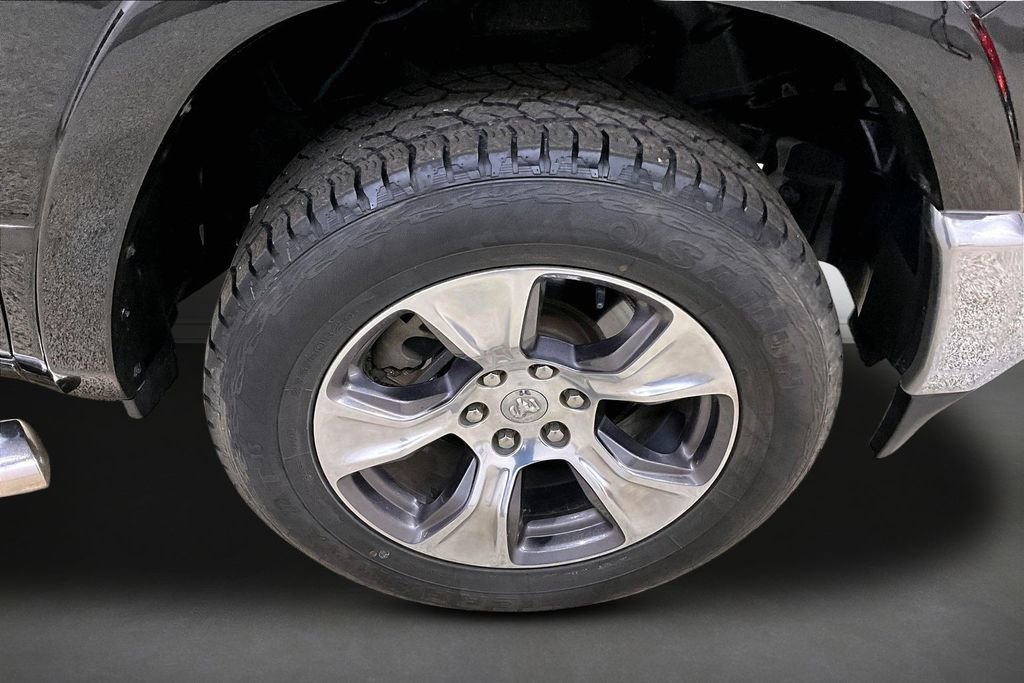 Used 2020 RAM 1500 Laramie image 30