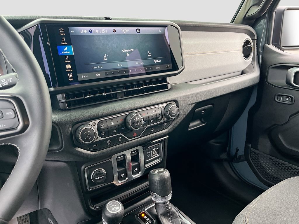 Certified 2025 Jeep Wrangler Sport AWD/4WD image 22