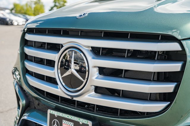 New 2026 Mercedes-Benz GLS 450 4MATIC image 13