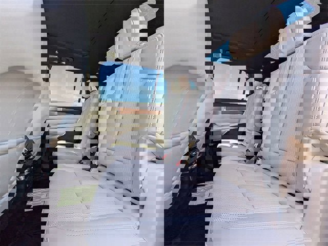 New 2026 Cadillac Vistiq Luxury image 14