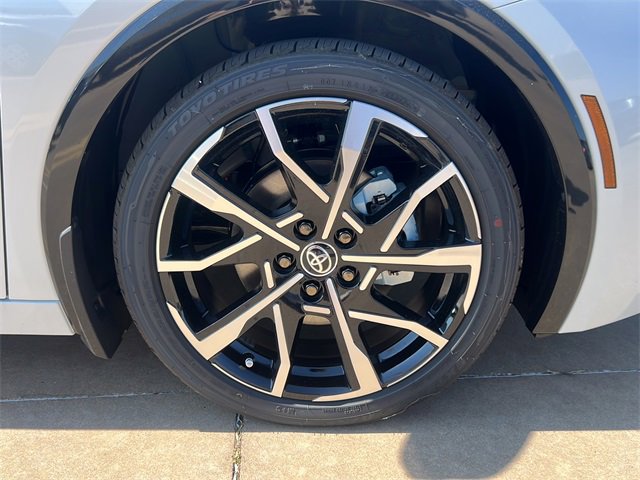 New 2026 Toyota Prius Plug-In Hybrid image 9