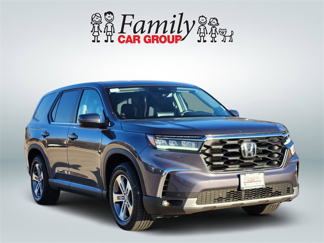 Used 2025 Honda Pilot EX-L image 2