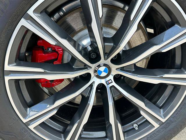 Used 2026 BMW X6 M60i AWD/4WD image 33