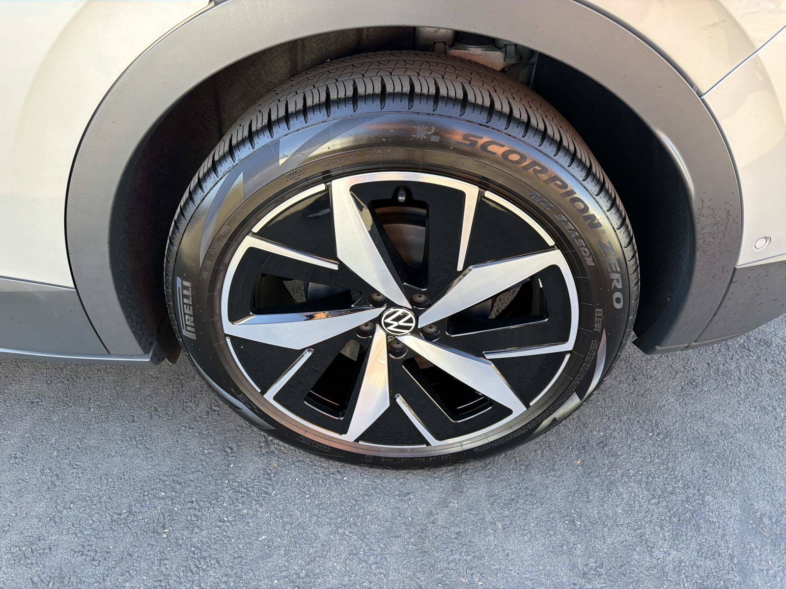 Certified 2025 Volkswagen ID.4 Pro S RWD image 6