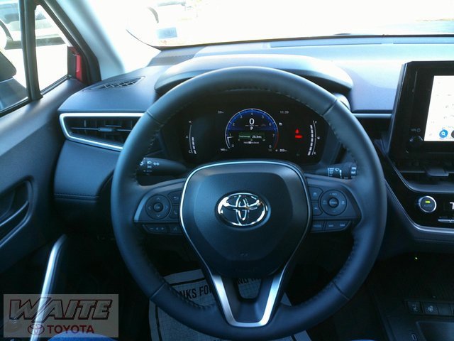 New 2026 Toyota Corolla Cross LE w/ Moonroof Package image 9