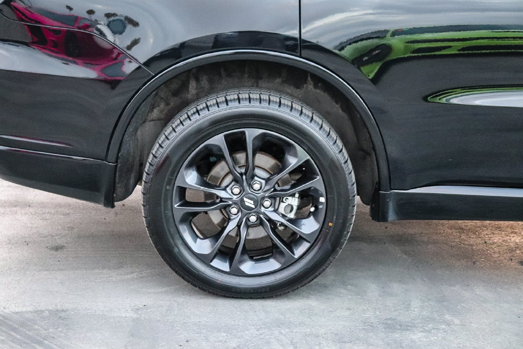 Used 2025 Dodge Durango GT AWD/4WD image 6