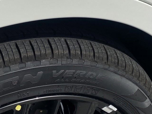 New 2024 Maserati Levante GT Ultima image 13