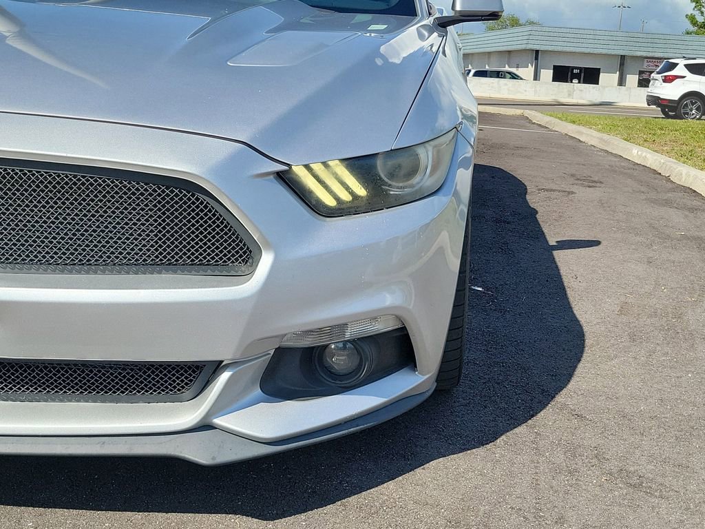 Used 2015 Ford Mustang GT Premium RWD image 9