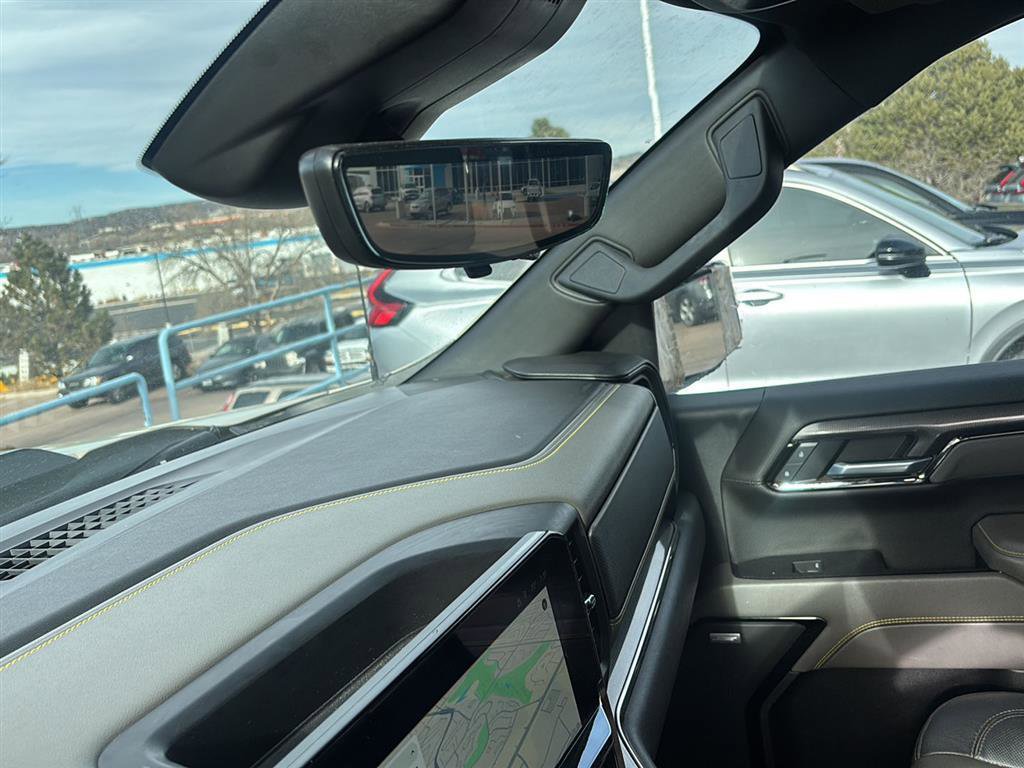 Used 2022 Chevrolet Silverado 1500 ZR2 w/ Technology Package image 16