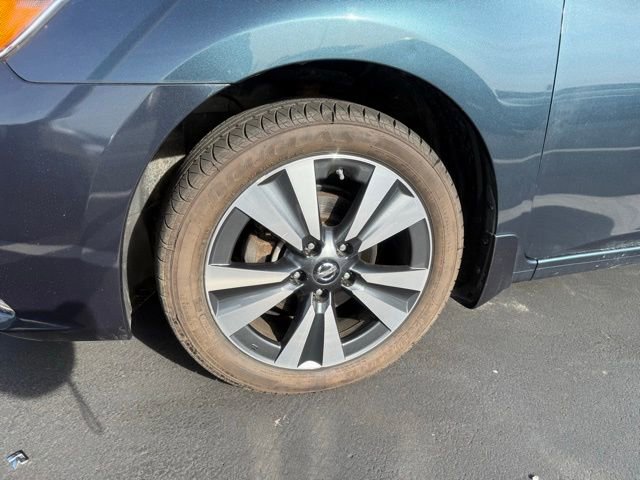 Used 2016 Nissan Sentra SL image 2