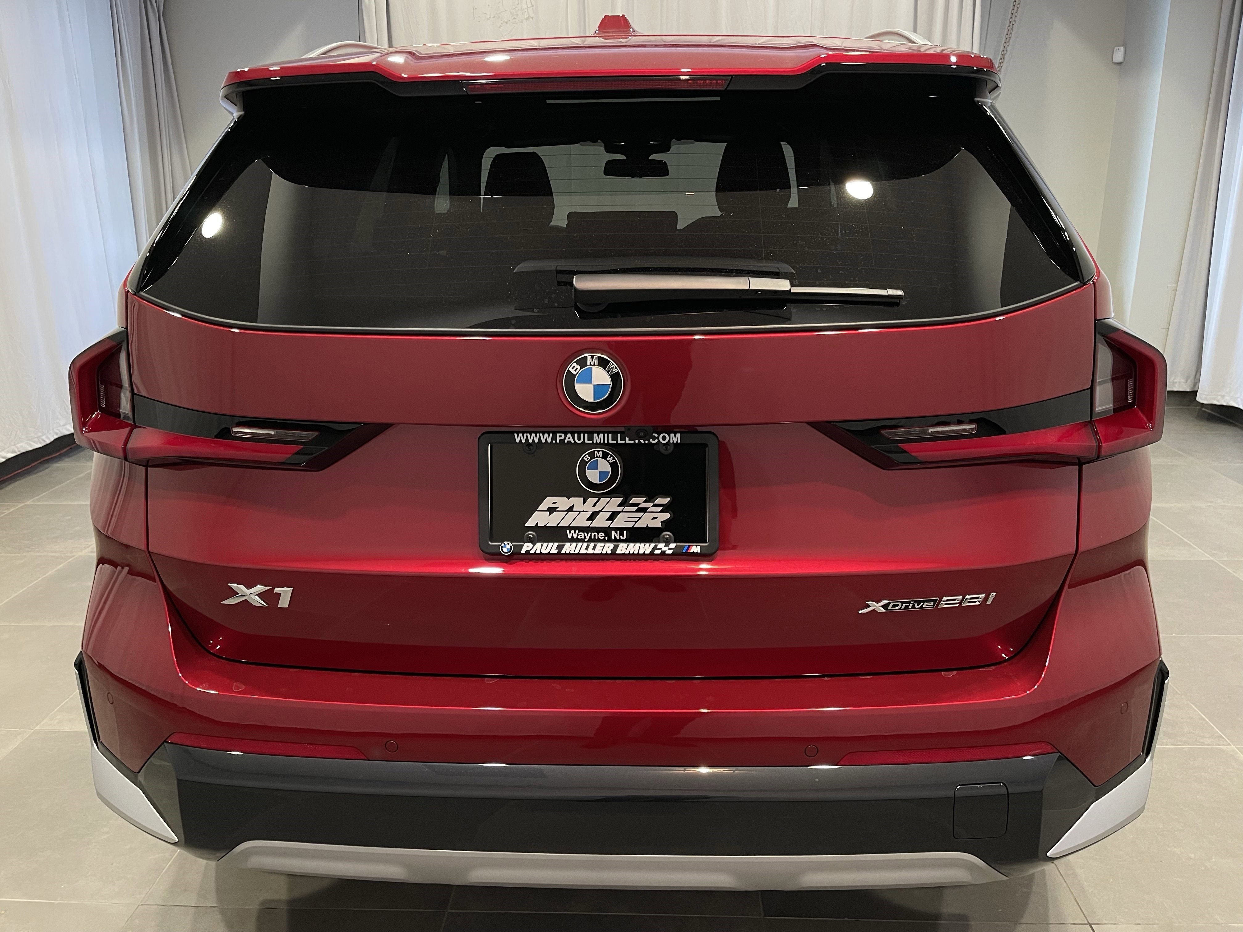 New 2026 BMW X1 xDrive28i w/ Convenience Package AWD/4WD image 5