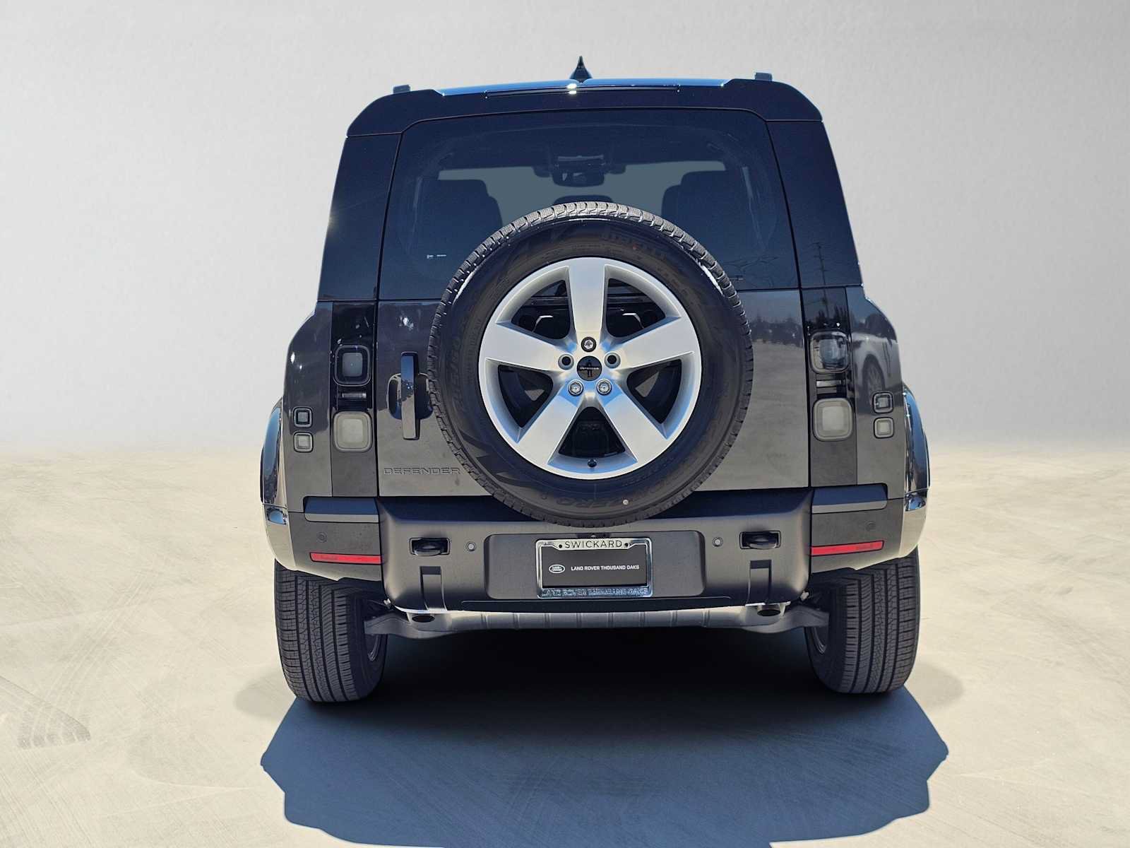 New 2026 Land Rover Defender 110 X-Dynamic SE AWD/4WD image 4