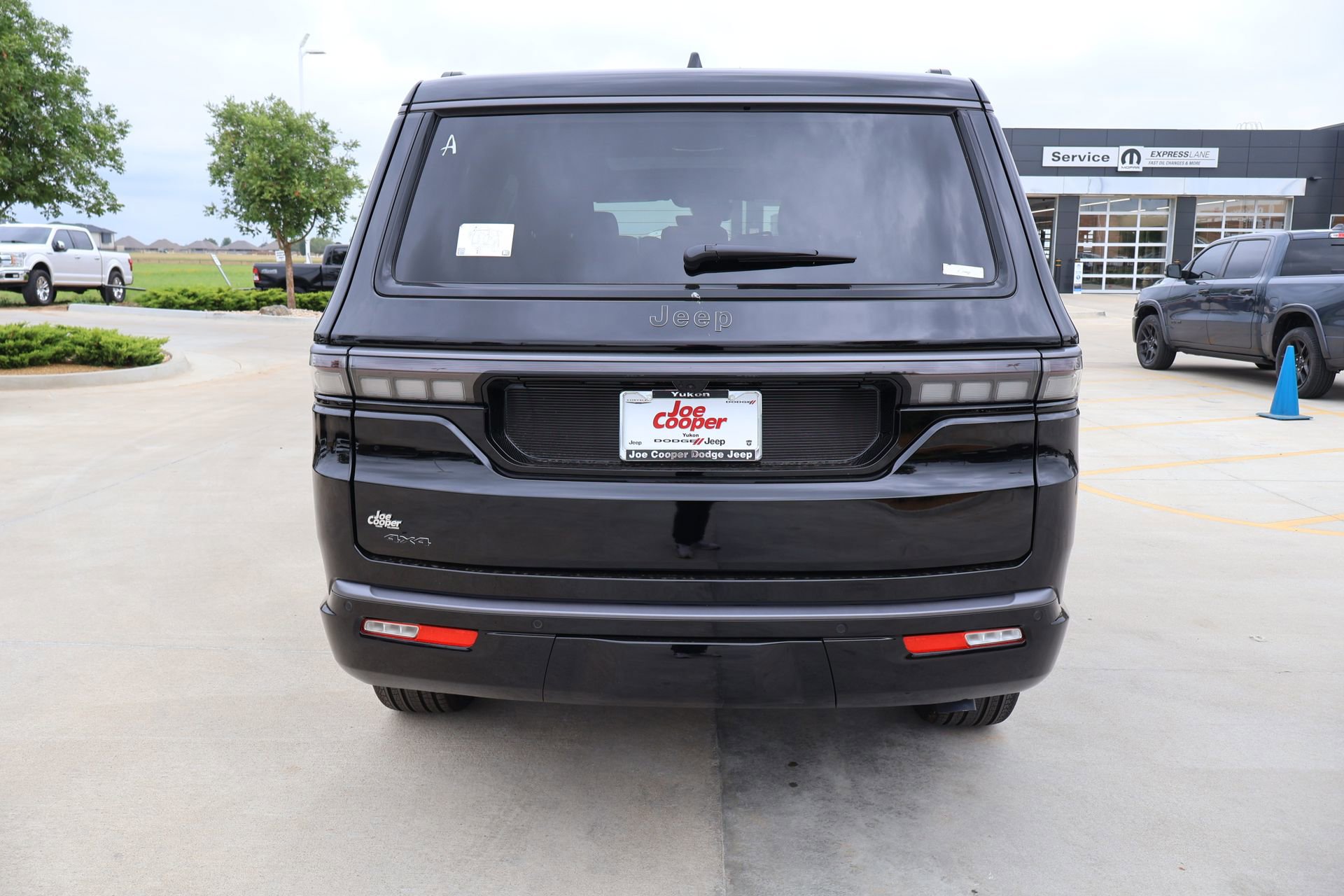 New 2026 Jeep Grand Wagoneer Limited AWD/4WD image 25