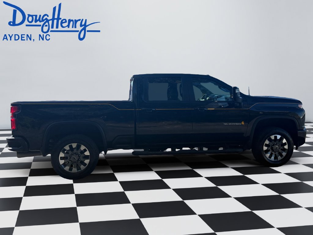 Used 2021 Chevrolet Silverado 2500 LTZ w/ Carhartt Edition AWD/4WD image 6