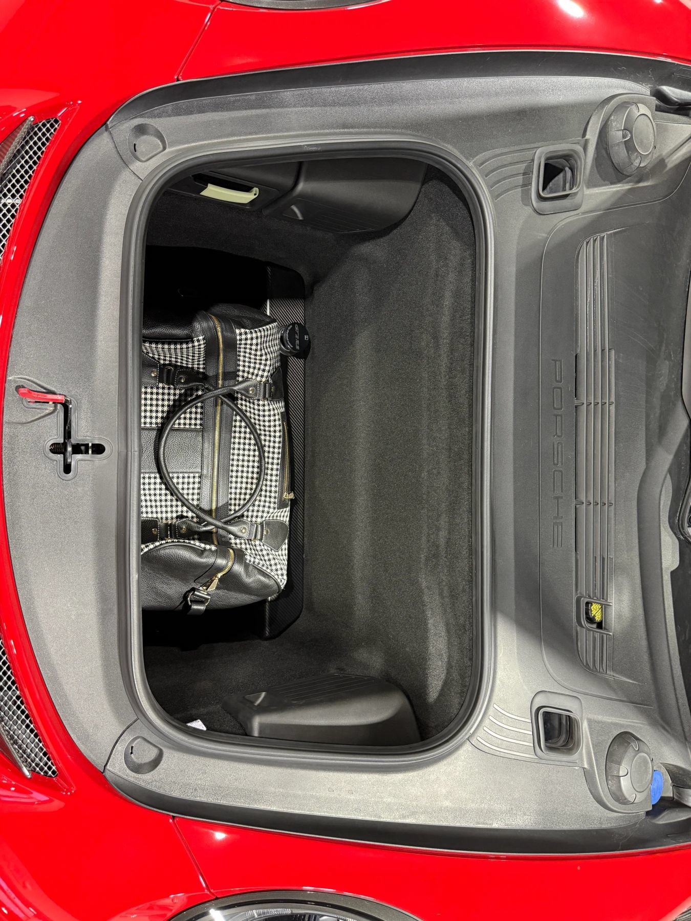 Used 2018 Porsche 911 GT2 RS RWD image 72