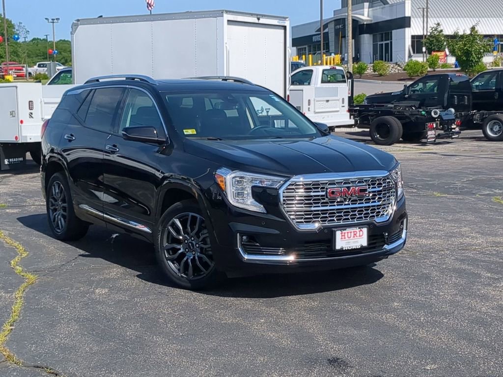 Used 2024 GMC Terrain Denali w/ Black Diamond Edition AWD/4WD 360° Tour