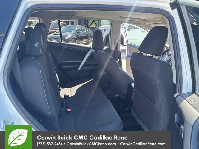 Used 2018 Toyota RAV4 XLE w/ Plus Extra Value Package AWD/4WD image 31