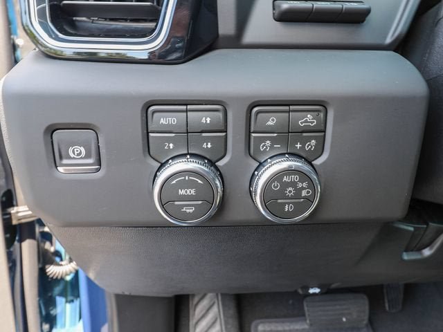 New 2026 GMC Sierra 2500 Denali w/ Denali Reserve Package AWD/4WD image 22