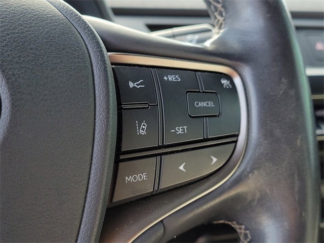 Used 2019 Lexus UX 200 w/ Premium Package image 30