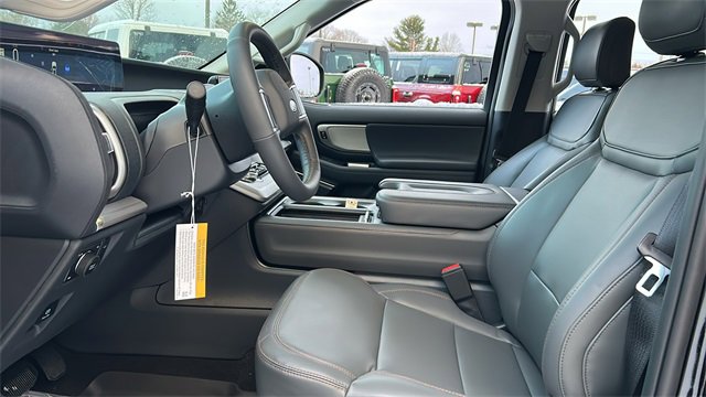 New 2025 Ford Expedition Max Active image 22