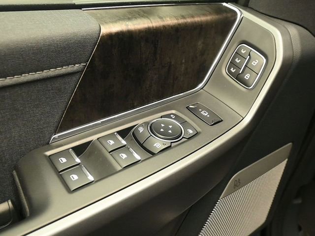 New 2026 Ford F450 Lariat image 13