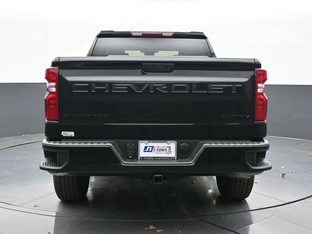 New 2026 Chevrolet Silverado 1500 Custom w/ LPO, Dark Essentials Package AWD/4WD image 8