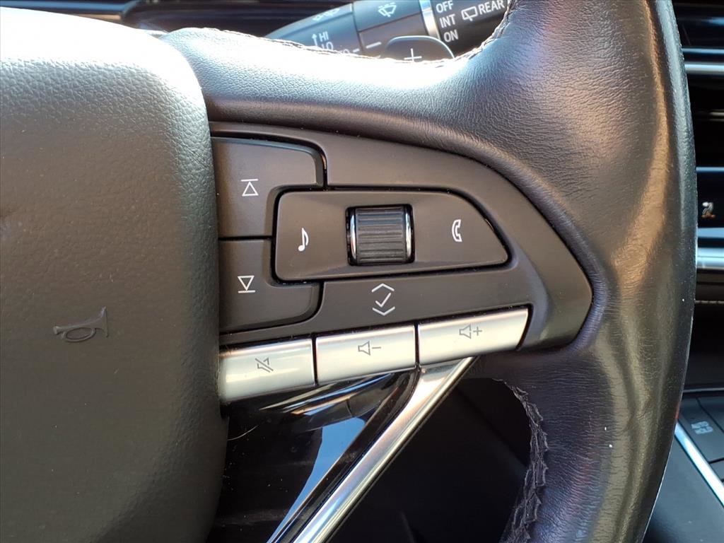 Used 2021 Cadillac Escalade ESV Sport w/ Driver Assist Tech Package image 20