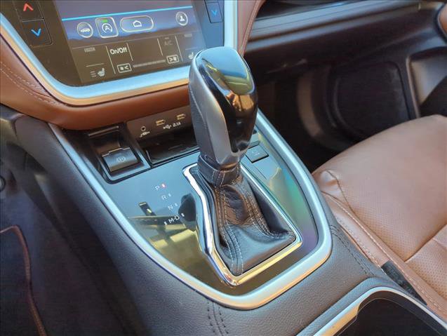 Used 2021 Subaru Outback Touring image 11